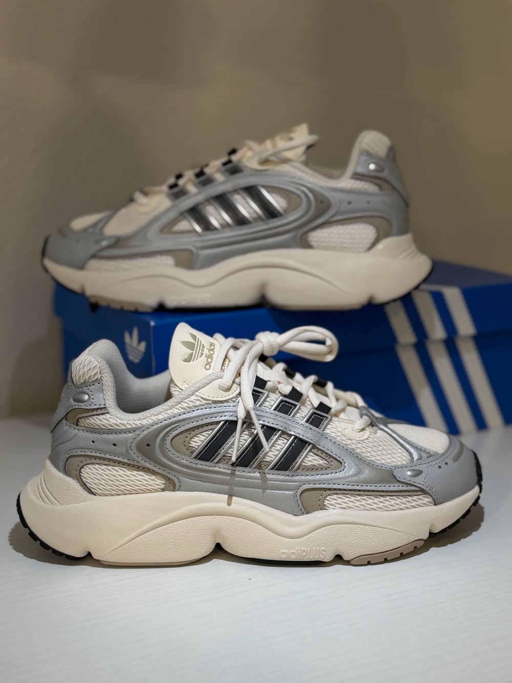 Adidas Ozmillen White Silver Black